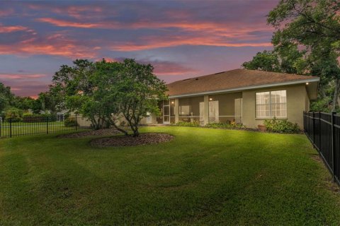 House in Mulberry, Florida 3 bedrooms, 252.97 sq.m. № 1801864 - photo 2