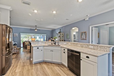 Villa ou maison à vendre à Leesburg, Floride: 3 chambres, 158.21 m2 № 2418786 - photo 9