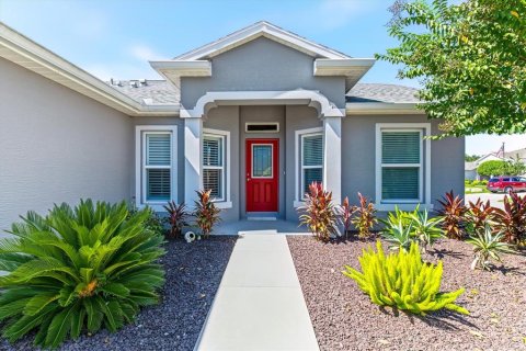 Villa ou maison à Leesburg, Floride 3 chambres, 158.21 m2 № 2418786