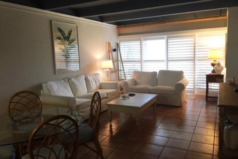 Copropriété à louer à New Smyrna Beach, Floride: 2 chambres, 77.76 m2 № 2108339 - photo 12