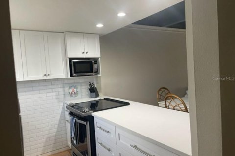 Copropriété à louer à New Smyrna Beach, Floride: 2 chambres, 77.76 m2 № 2108339 - photo 5