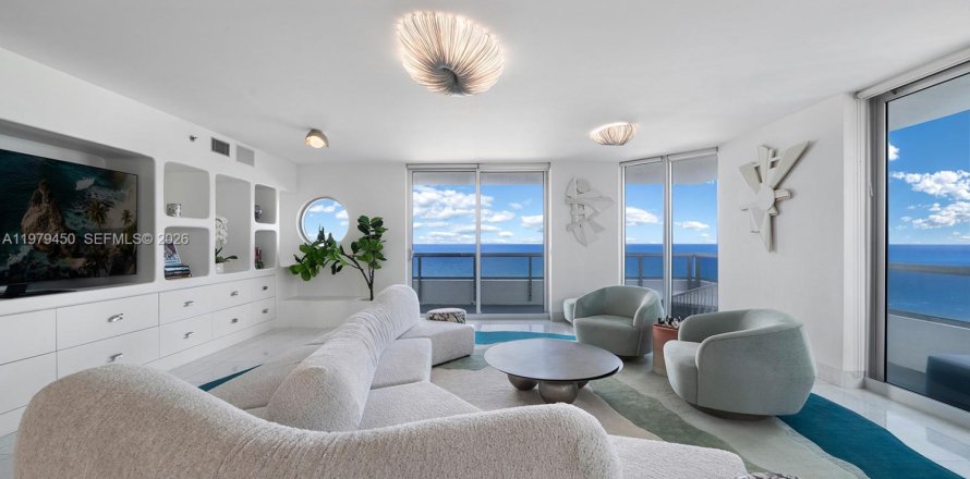 Condo à Miami Beach, Floride, 5 chambres  № 2047255