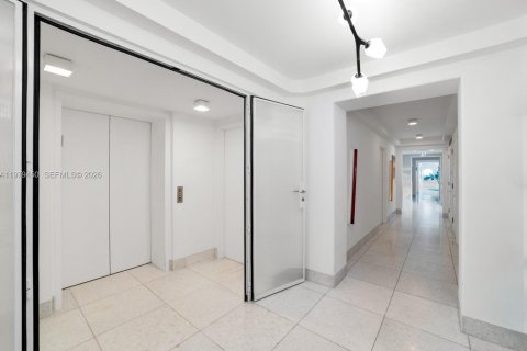 Copropriété à vendre à Miami Beach, Floride: 5 chambres, 427.26 m2 № 2047255 - photo 22