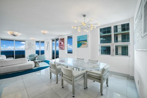 Copropriété à vendre à Miami Beach, Floride: 5 chambres, 427.26 m2 № 2047255 - photo 10
