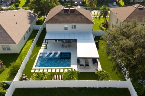 Villa ou maison à vendre à Winter Garden, Floride: 4 chambres, 250.93 m2 № 2344774 - photo 4