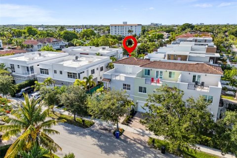 Townhouse in Fort Lauderdale, Florida 3 bedrooms, 273.69 sq.m. № 1788597 - photo 2