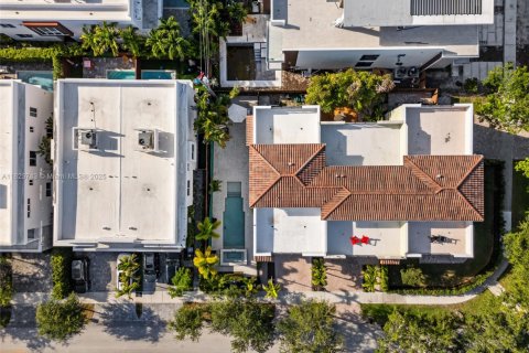 Townhouse in Fort Lauderdale, Florida 3 bedrooms, 273.69 sq.m. № 1788597 - photo 25
