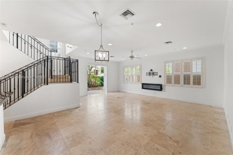 Townhouse in Fort Lauderdale, Florida 3 bedrooms, 273.69 sq.m. № 1788597 - photo 16