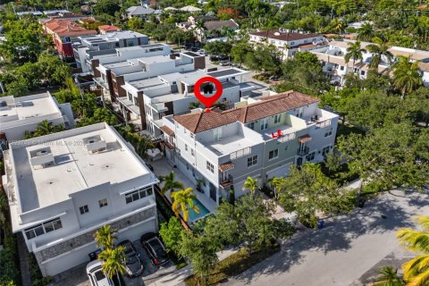 Townhouse in Fort Lauderdale, Florida 3 bedrooms, 273.69 sq.m. № 1788597 - photo 13