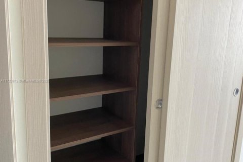 Copropriété à vendre à Miami, Floride: 1 chambre, 86.31 m2 № 1702683 - photo 10
