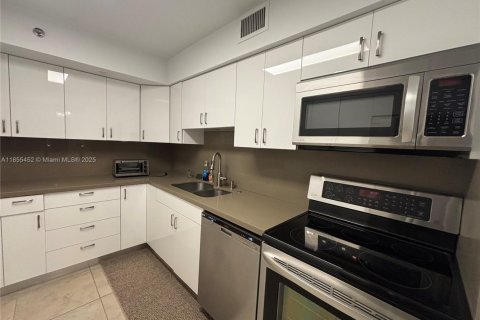 Copropriété à louer à Aventura, Floride: 2 chambres, 106.84 m2 № 1962632 - photo 3