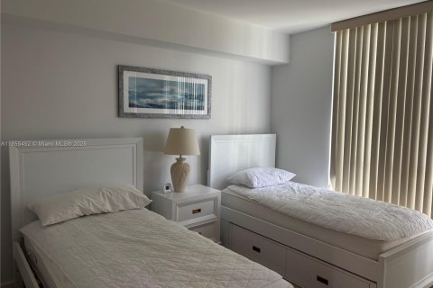 Copropriété à louer à Aventura, Floride: 2 chambres, 106.84 m2 № 1962632 - photo 14