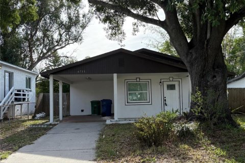 Casa en venta en Tampa, Florida, 3 dormitorios, 106.74 m2 № 2098240 - foto 2