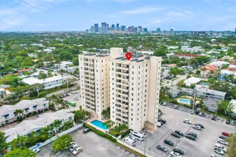 Condominio en venta en Fort Lauderdale, Florida, 2 dormitorios, 78.97 m2 № 977045 - foto 1
