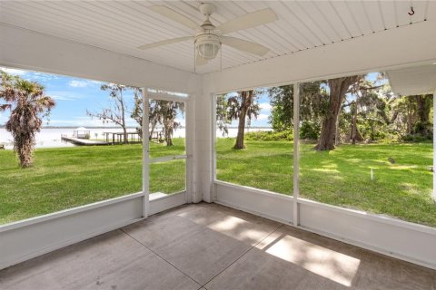 House in Wildwood, Florida 4 bedrooms, 215.35 sq.m. № 1743743 - photo 25