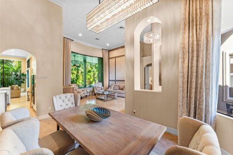 Villa ou maison à vendre à Plantation, Floride: 5 chambres, 296.54 m2 № 1947021 - photo 3