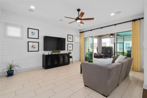 House in Lake Mary, Florida 4 bedrooms, 261.8 sq.m. № 2107123 - photo 19