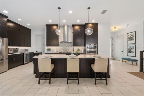 House in Lake Mary, Florida 4 bedrooms, 261.8 sq.m. № 2107123 - photo 11