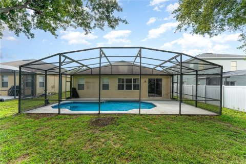 House in Davenport, Florida 4 bedrooms, 182.09 sq.m. № 1885650 - photo 15