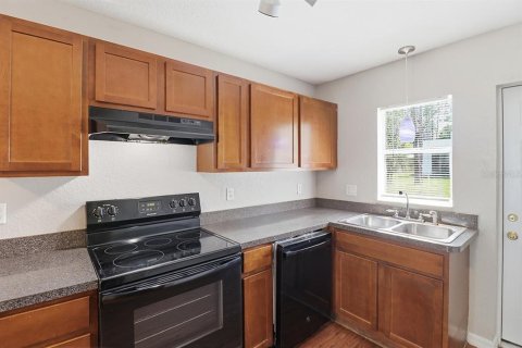 Commercial property in Citrus Springs, Florida 4 bedrooms, 162.58 sq.m. № 2213447 - photo 15
