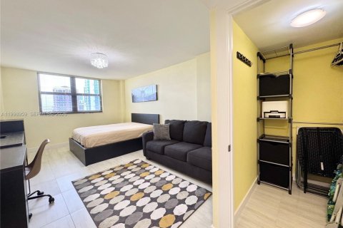 Condo in Sunny Isles Beach, Florida, 1 bedroom  № 2060772 - photo 20