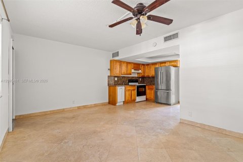 Copropriété à louer à Fort Lauderdale, Floride: 1 chambre, 45.8 m2 № 2387088 - photo 3