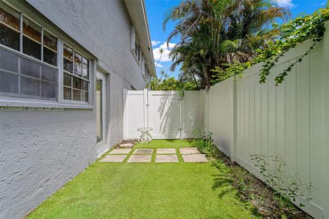 Copropriété à louer à Fort Lauderdale, Floride: 1 chambre, 45.8 m2 № 2387088 - photo 12