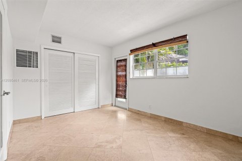 Copropriété à louer à Fort Lauderdale, Floride: 1 chambre, 45.8 m2 № 2387088 - photo 11