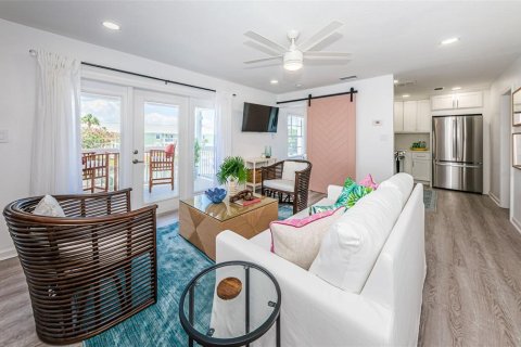 Condominio en alquiler en Saint Petersburg, Florida, 1 dormitorio, 76.46 m2 № 1444535 - foto 14