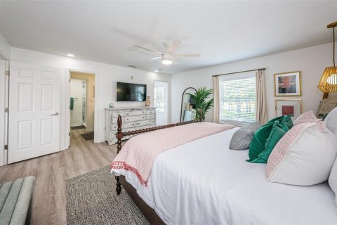 Condominio en alquiler en Saint Petersburg, Florida, 1 dormitorio, 76.46 m2 № 1444535 - foto 15