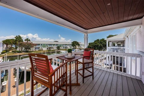 Condominio en alquiler en Saint Petersburg, Florida, 1 dormitorio, 76.46 m2 № 1444535 - foto 27