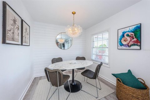 Condominio en alquiler en Saint Petersburg, Florida, 1 dormitorio, 76.46 m2 № 1444535 - foto 10