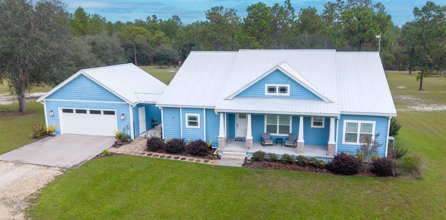 Villa ou maison à Williston, Floride 3 chambres, 214.6 m2 № 2408277