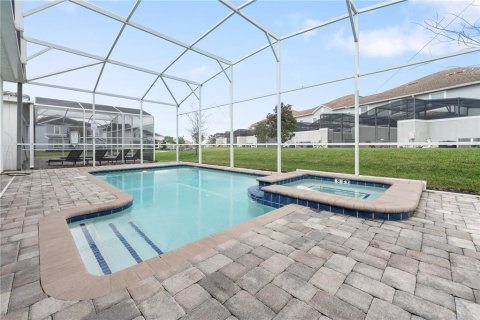 Villa ou maison à vendre à Davenport, Floride: 9 chambres, 363.15 m2 № 2305099 - photo 30