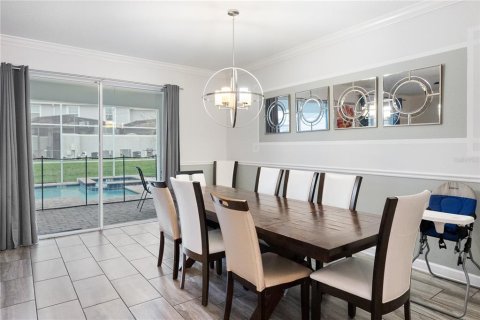 Villa ou maison à vendre à Davenport, Floride: 9 chambres, 363.15 m2 № 2305099 - photo 6