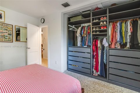 Villa ou maison à vendre à Fort Lauderdale, Floride: 2 chambres, 120.03 m2 № 1988722 - photo 17