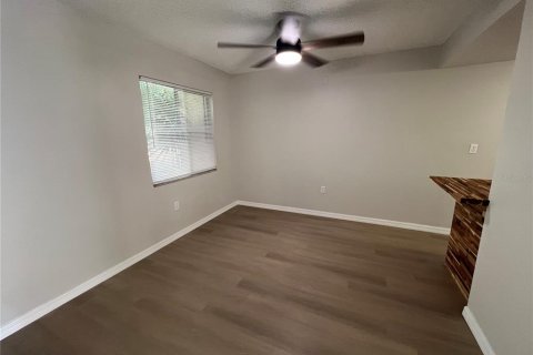 Condo in Sarasota, Florida, 1 bedroom  № 1196590 - photo 9