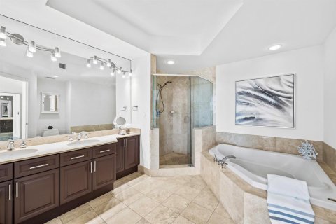 Copropriété à vendre à Fort Lauderdale, Floride: 3 chambres, 179.67 m2 № 2192188 - photo 16
