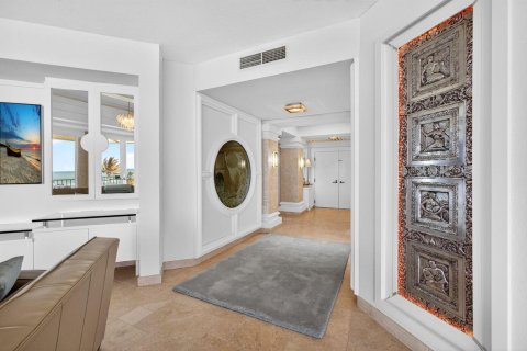 Condo in Stuart, Florida, 3 bedrooms  № 2260077 - photo 27