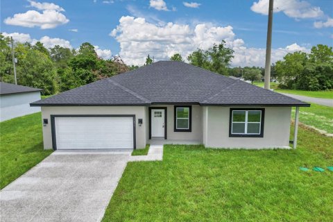 Villa ou maison à louer à Ocala, Floride: 4 chambres, 168.71 m2 № 1919093 - photo 1