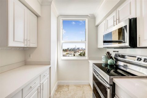 Купить кондоминиум в Майами-Бич, Флорида 2 спальни, 104.98м2, № 2056811 - фото 7