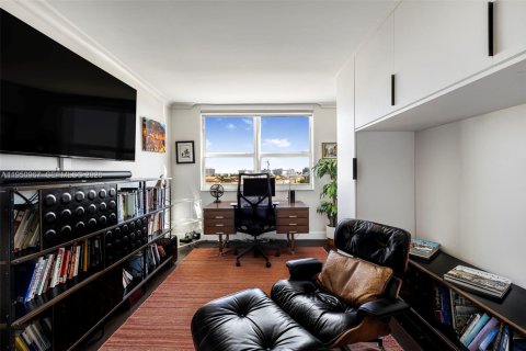 Купить кондоминиум в Майами-Бич, Флорида 2 спальни, 104.98м2, № 2056811 - фото 16