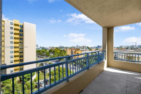 Купить кондоминиум в Майами-Бич, Флорида 2 спальни, 104.98м2, № 2056811 - фото 29