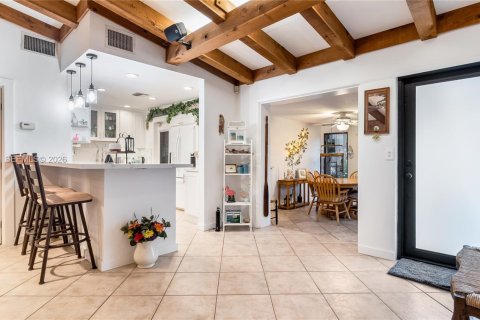 House in Fort Lauderdale, Florida 3 bedrooms, 113.53 sq.m. № 2003644 - photo 8