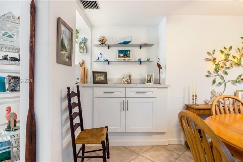 House in Fort Lauderdale, Florida 3 bedrooms, 113.53 sq.m. № 2003644 - photo 14