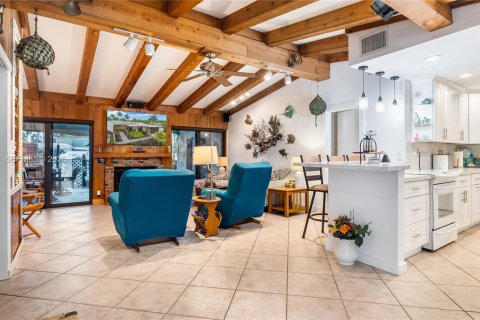 House in Fort Lauderdale, Florida 3 bedrooms, 113.53 sq.m. № 2003644 - photo 7