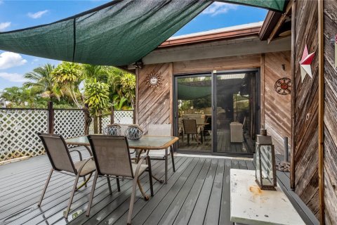 House in Fort Lauderdale, Florida 3 bedrooms, 113.53 sq.m. № 2003644 - photo 28