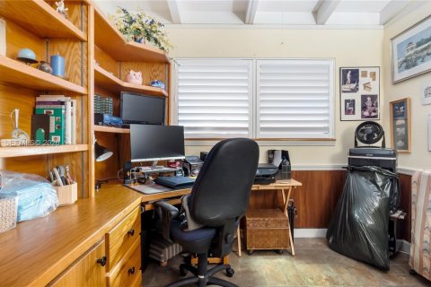 House in Fort Lauderdale, Florida 3 bedrooms, 113.53 sq.m. № 2003644 - photo 25