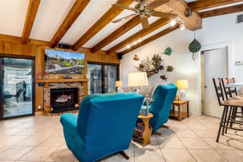 House in Fort Lauderdale, Florida 3 bedrooms, 113.53 sq.m. № 2003644 - photo 5