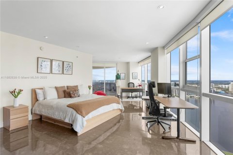 Condo in Sunny Isles Beach, Florida, 3 bedrooms  № 1933381 - photo 24